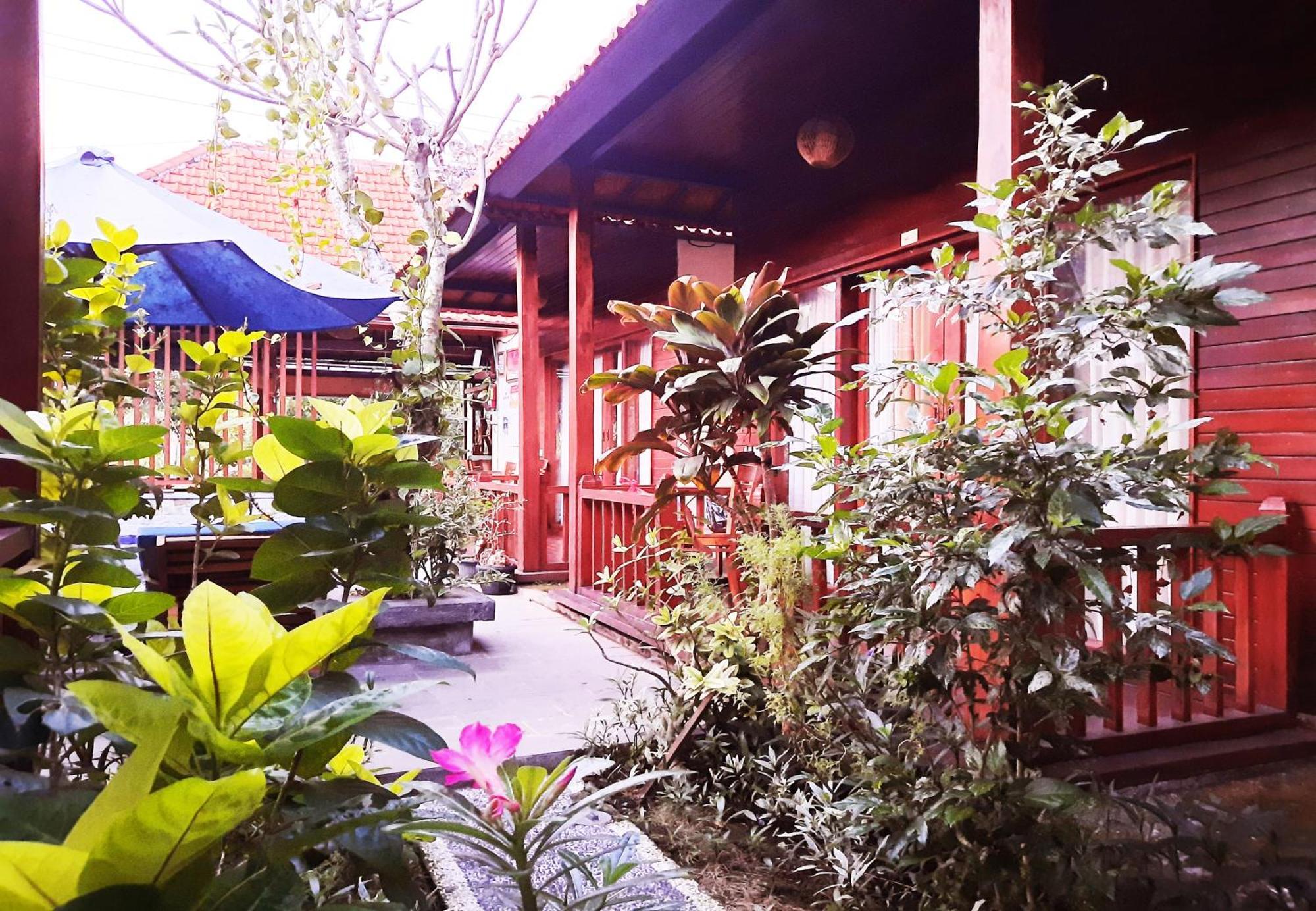 เวท การ์เดน คอตเทจ Hotel Toyapakeh ภายนอก รูปภาพ